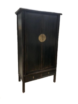 oriental-black-wardrobe