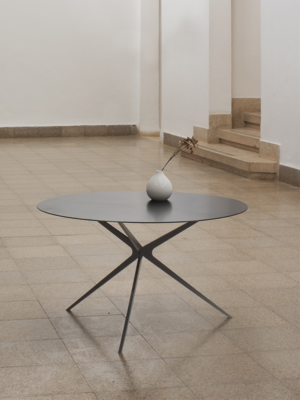 r-side-coffee-table-nachshon